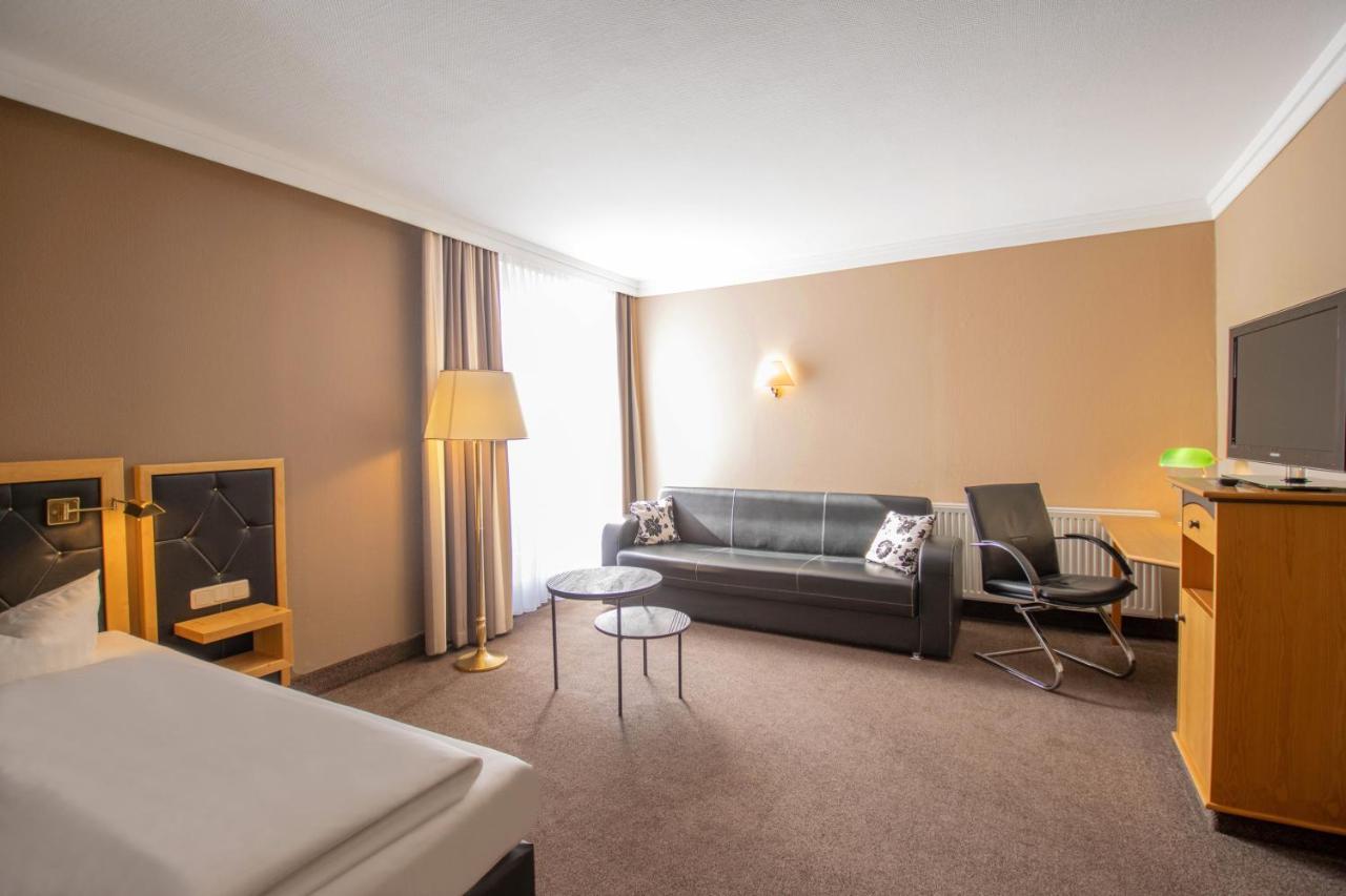 Hotel Tanne イルメナウ エクステリア 写真