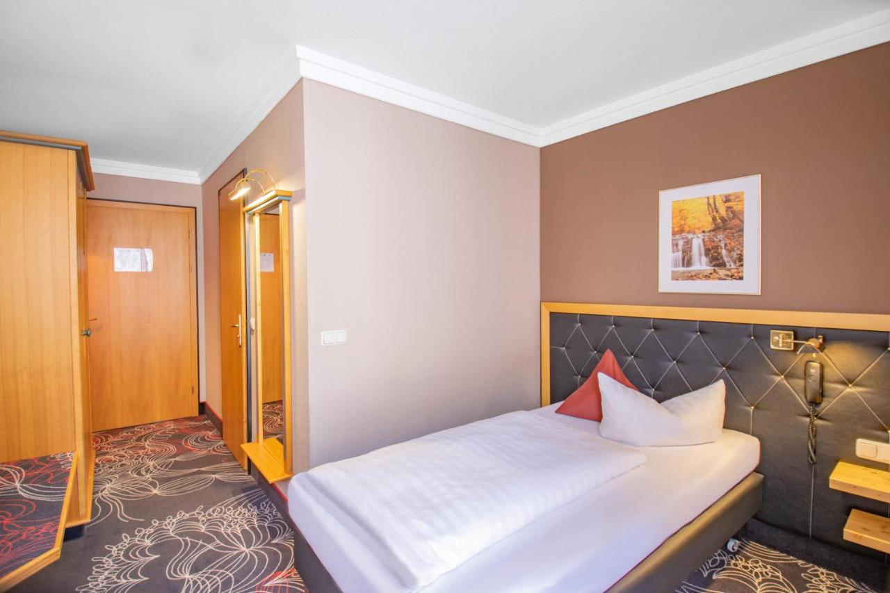 Hotel Tanne イルメナウ エクステリア 写真